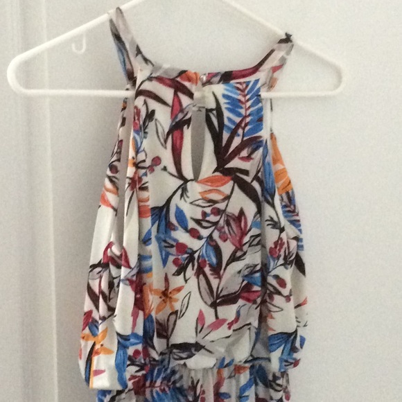 Sun dress - Picture 2 of 3